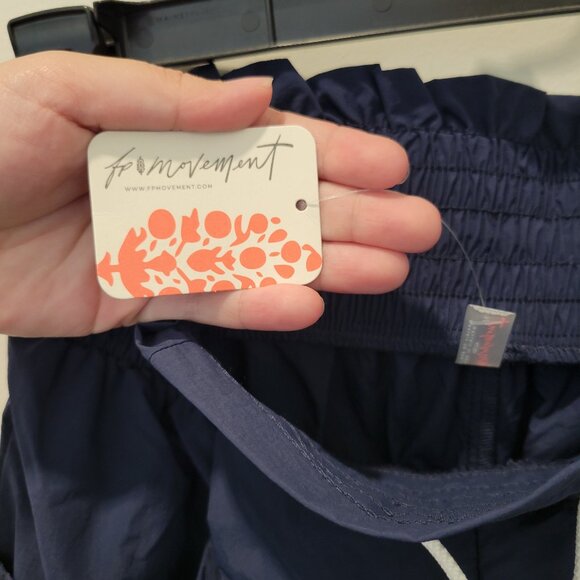 NWT! - Navy and White Joggers - Free People Movement - Size: XS - Picture 3 of 7